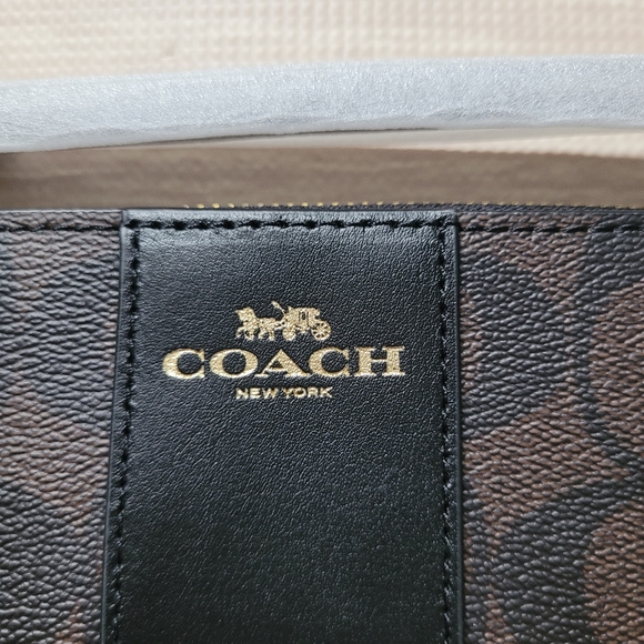 Coach Corner Zip Wristlet - Picture 8 of 10